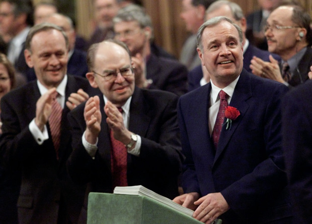 PM CHRETIEN AND DEPUTY PM GRAY APPLAUD FINANCE MINISTER MARTIN